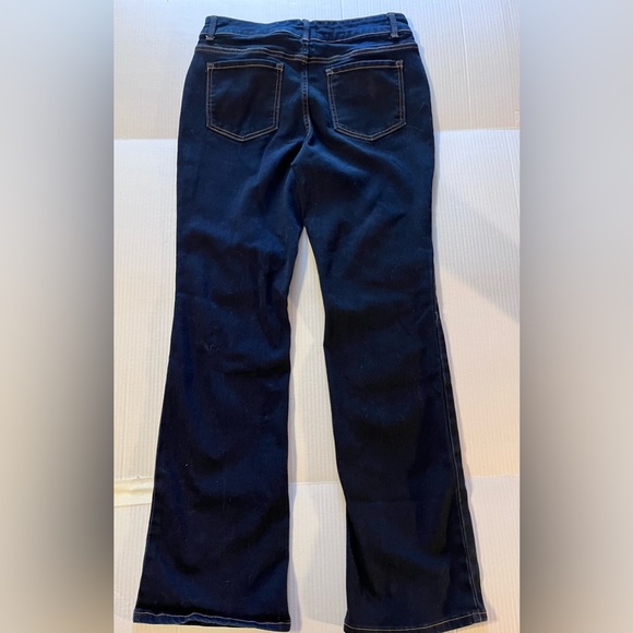 NO Boundaries Jeans stretch Size 11. - Picture 7 of 10